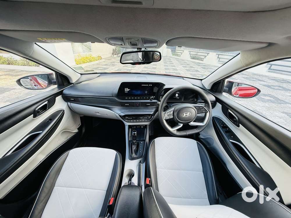 Hyundai New I20 1.2 Asta (o) Ivt, 2023, Petrol
