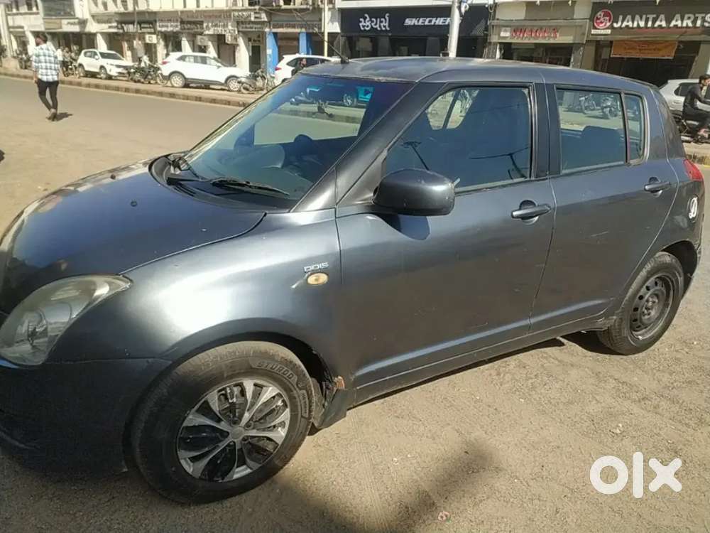 Maruti Suzuki Swift 2012 Diesel 93000 Km Driven