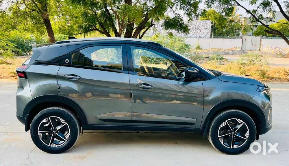 Tata Nexon Fearless Plus S 1.5 Revotorq Diesel 6 Amt Dt, 2023, Diese..