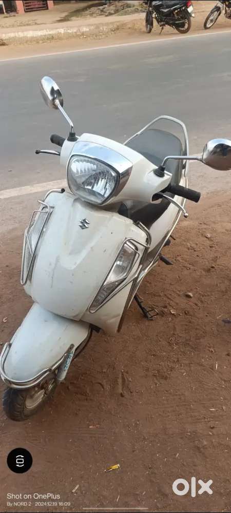Suzuki Access 125 Scooter