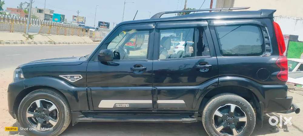 Mahindra Scorpio Classic 2023