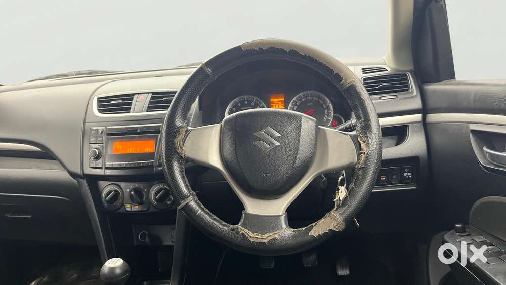 Maruti Suzuki Swift Vxi, 2016, Petrol