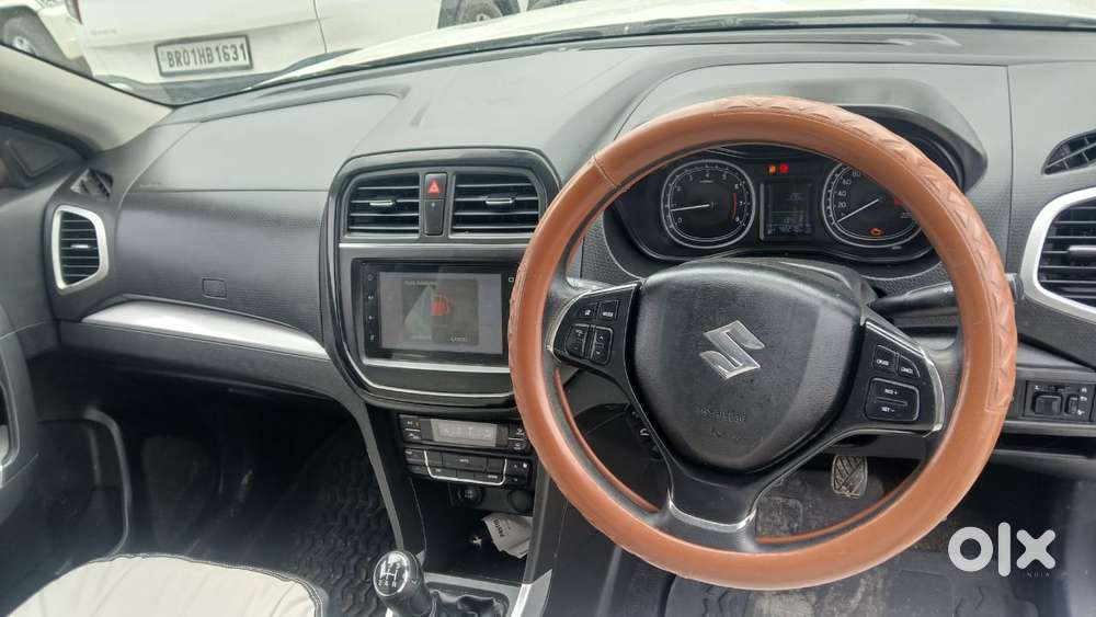 Maruti Suzuki Brezza 1.5 Zxi At Smart Hybrid, 2020
