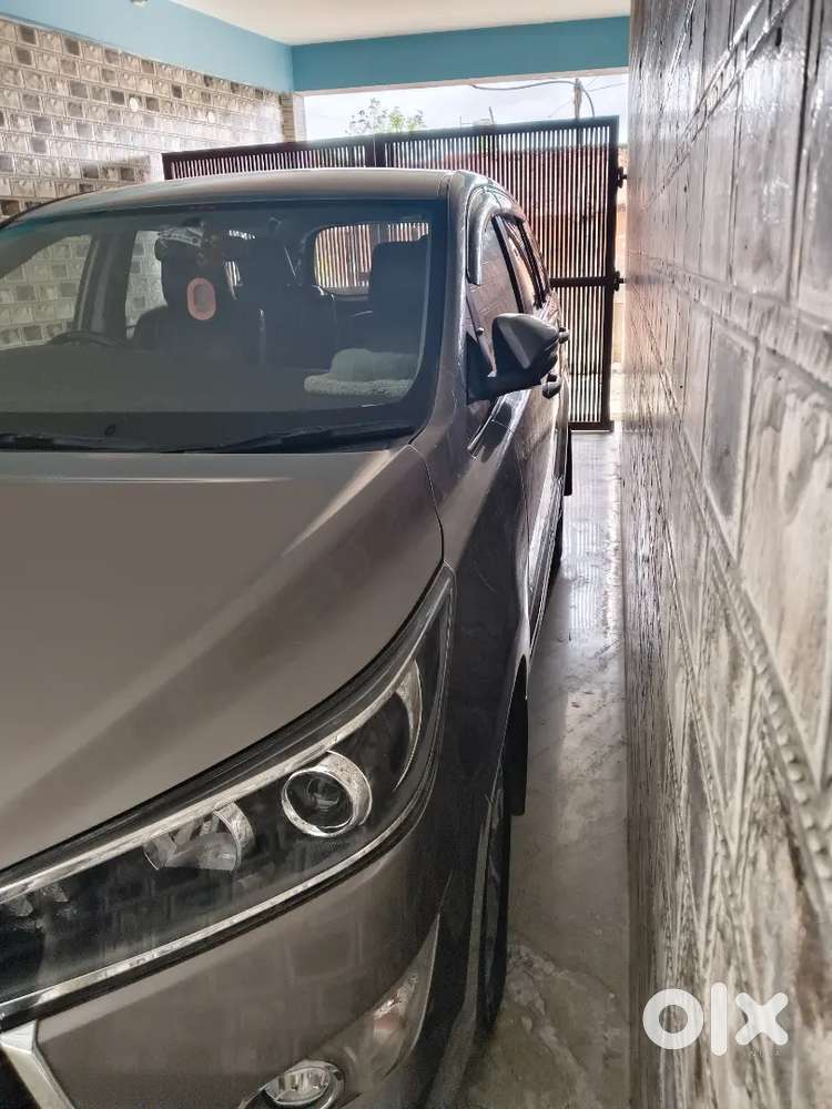 Toyota Innova Crysta 2019 Diesel Manual
