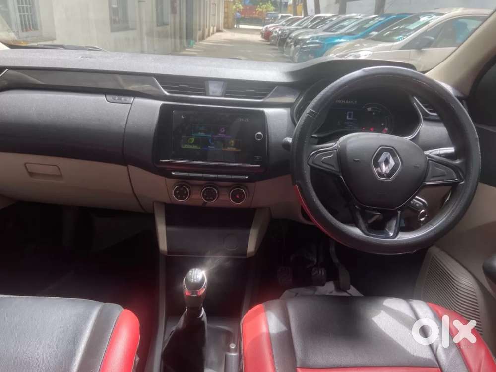 Renault Triber Rxt, 2019, Petrol