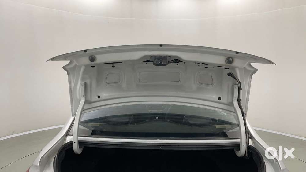 Hyundai Xcent 1.2 Vtvt Sx Option, 2015, Petrol