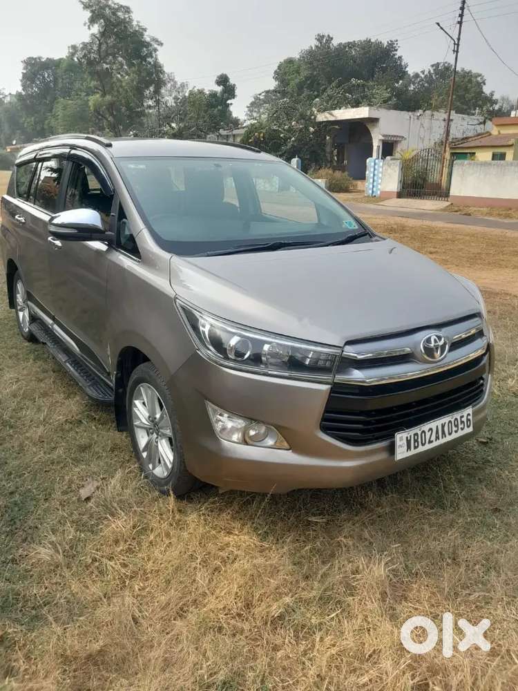 Toyota Innova Crysta 2.4 2016 Diesel Manual