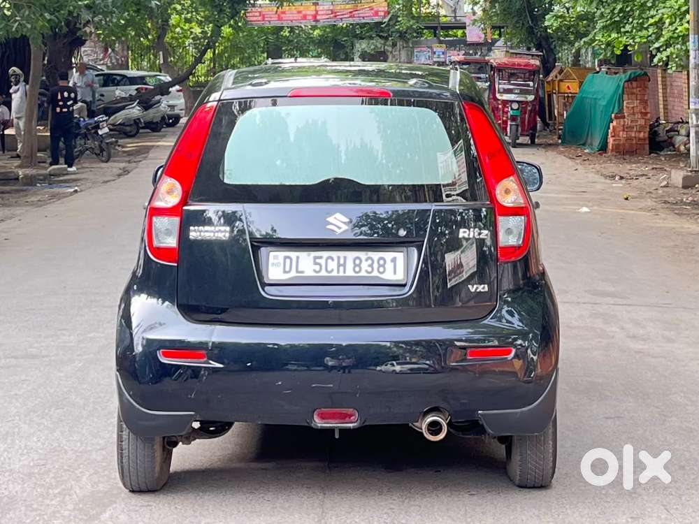 Maruti Suzuki Ritz Vxi, 2011, Petrol
