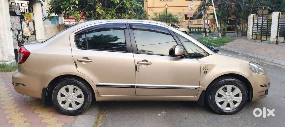 Maruti Suzuki Sx4 Vxi Bsiv, 2011, Petrol