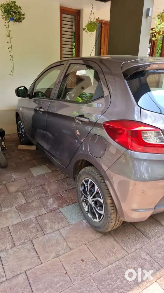 Tata Tiago Xt Neat And Excellent Condition