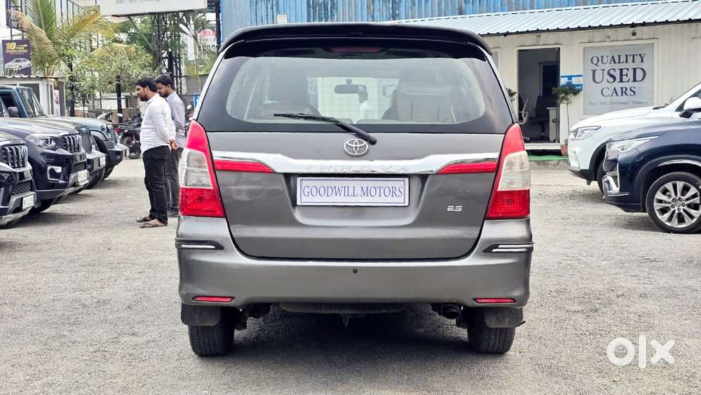 Toyota Innova 2.5 Z Diesel 7 Seater Bs Iv, 2014, Diesel