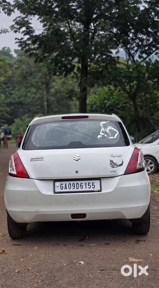 Maruti Suzuki Swift Vxi + Manual, 2015, Petrol