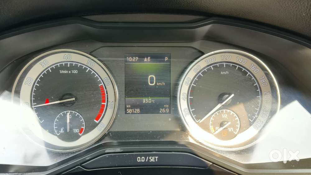 Skoda Superb 2.0 L&k Tsi At, 2019, Petrol