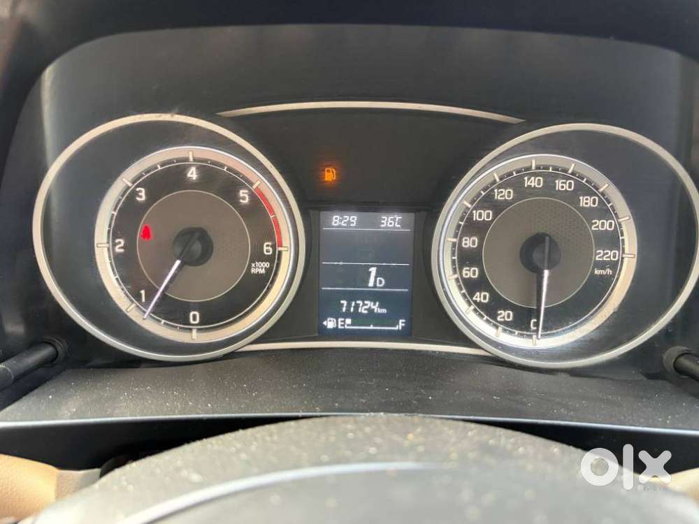 Maruti Suzuki Swift Dzire Amt Vxi, 2017, Diesel