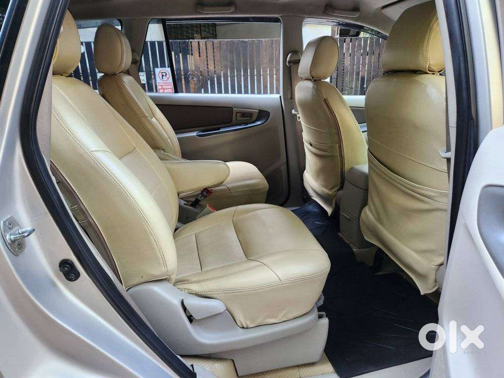 Toyota Innova 2.5 G (diesel) 7 Seater, 2015, Diesel