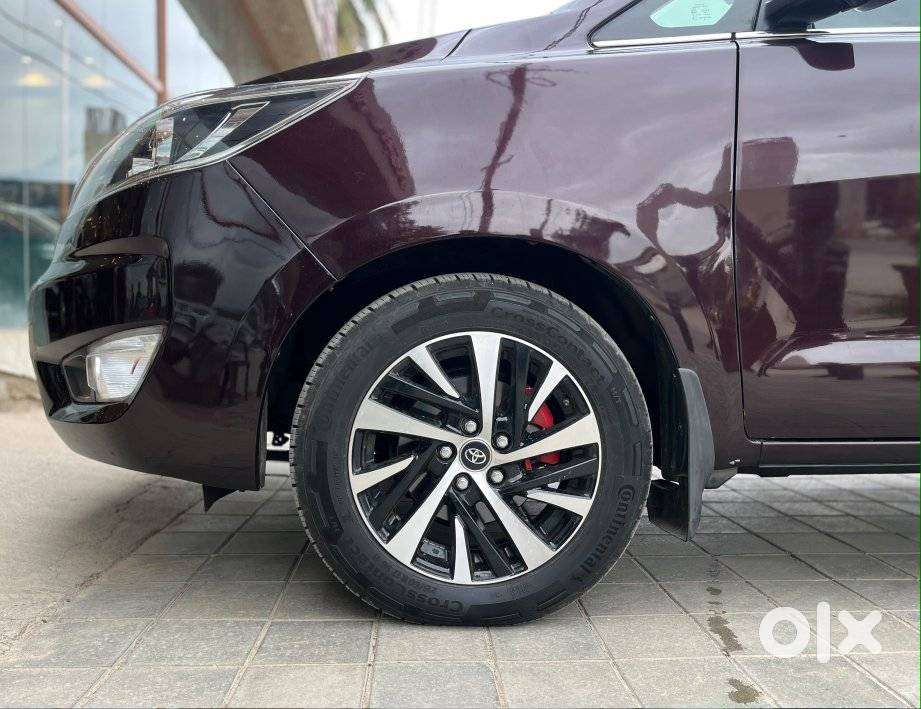 Toyota Innova Crysta G 8 STR, 2019, Diesel