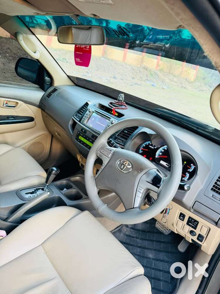 Toyota Fortuner Diesel 2012
