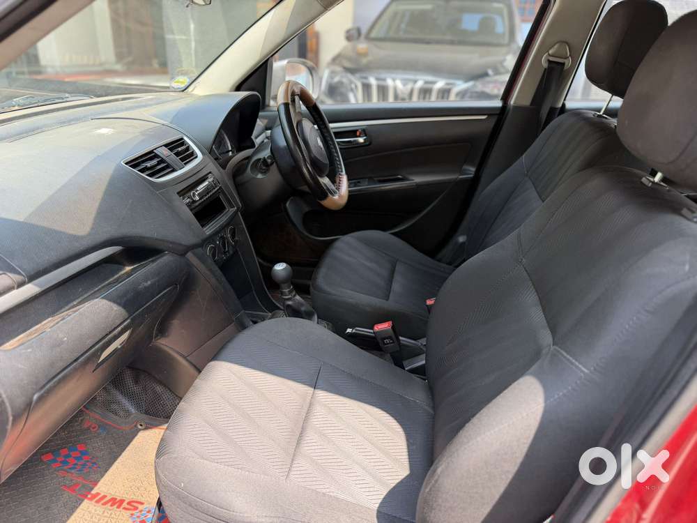 Maruti Suzuki Swift Vxi + Manual, 2013, Petrol