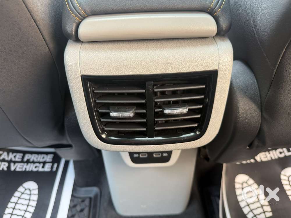 Skoda Kushaq 1.0 Tsi Style At, 2024, Petrol