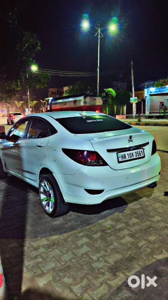 Hyundai Verna 1.6 Diesel At 2014
