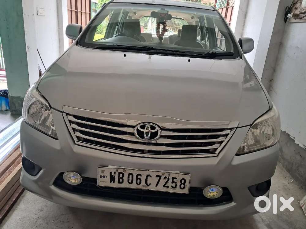 Toyota Innova 2010 Diesel Well Maintained