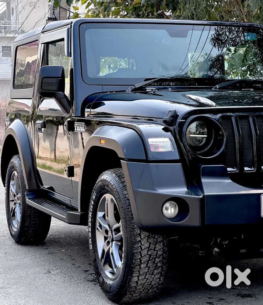 Thar 4*4 Mt Black