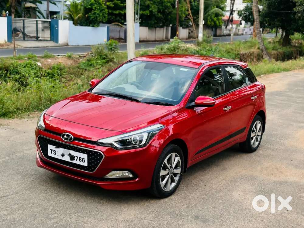 Very Very Good Condition Urgent Sale Hyundai I20 Red Colour