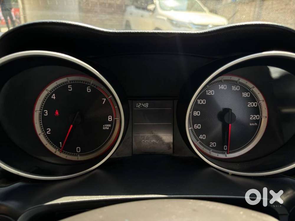 Maruti Suzuki Swift Vxi + Manual, 2023, Petrol