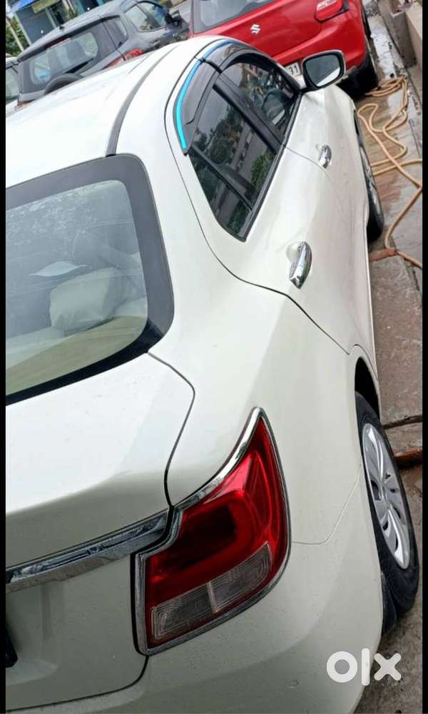 Maruti Suzuki Dzire 1.2 Vxi, 2021, Petrol
