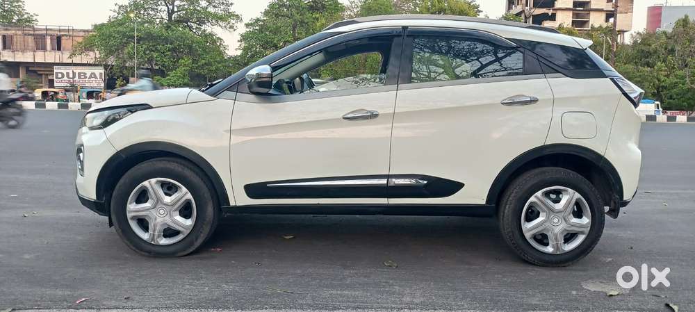 Tata Nexon 1.5 Revotorq Xm (s), 2021, Diesel