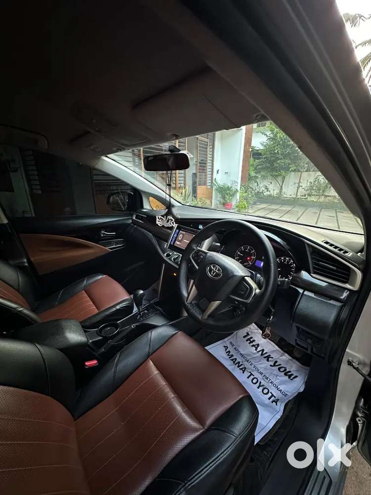 Toyota Innova Crysta 2.8g Automatic 2018