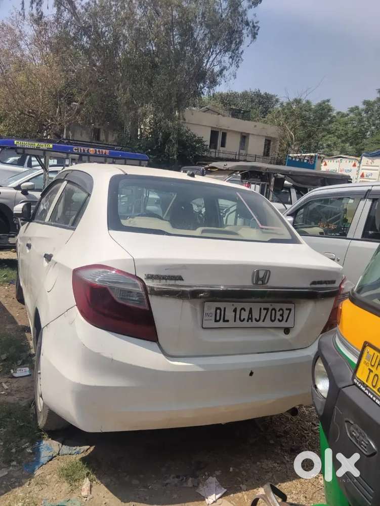Honda Amaze 2016 Cng & Hybrids 40000 Km Driven