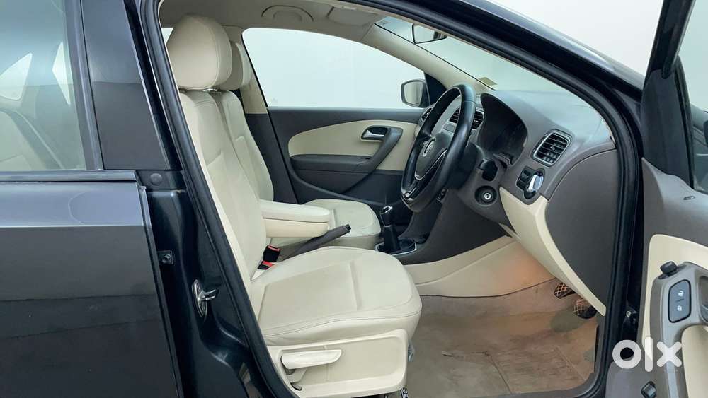 Volkswagen Vento Petrol Highline, 2015, Petrol