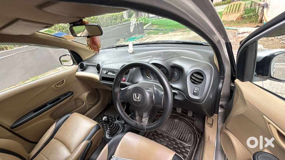 Honda Amaze Petrol 2014