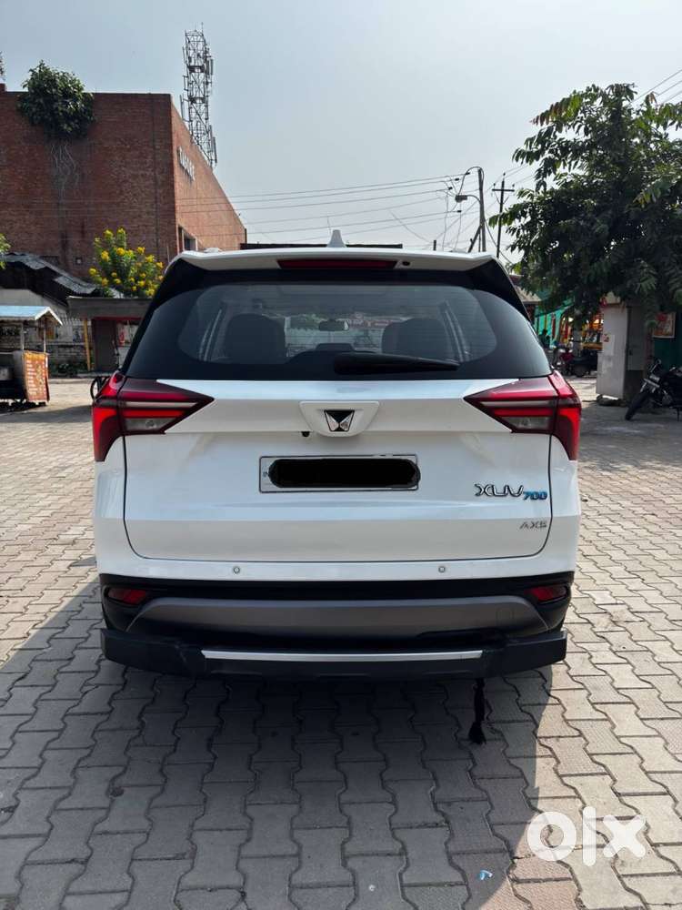 Mahindra Xuv700 Ax5 2023