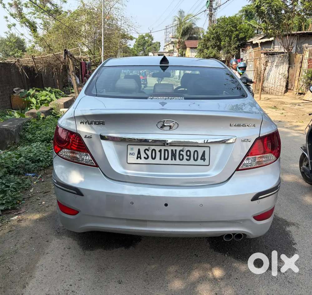 Hyundai Verna 2012 Petrol Well Maintained