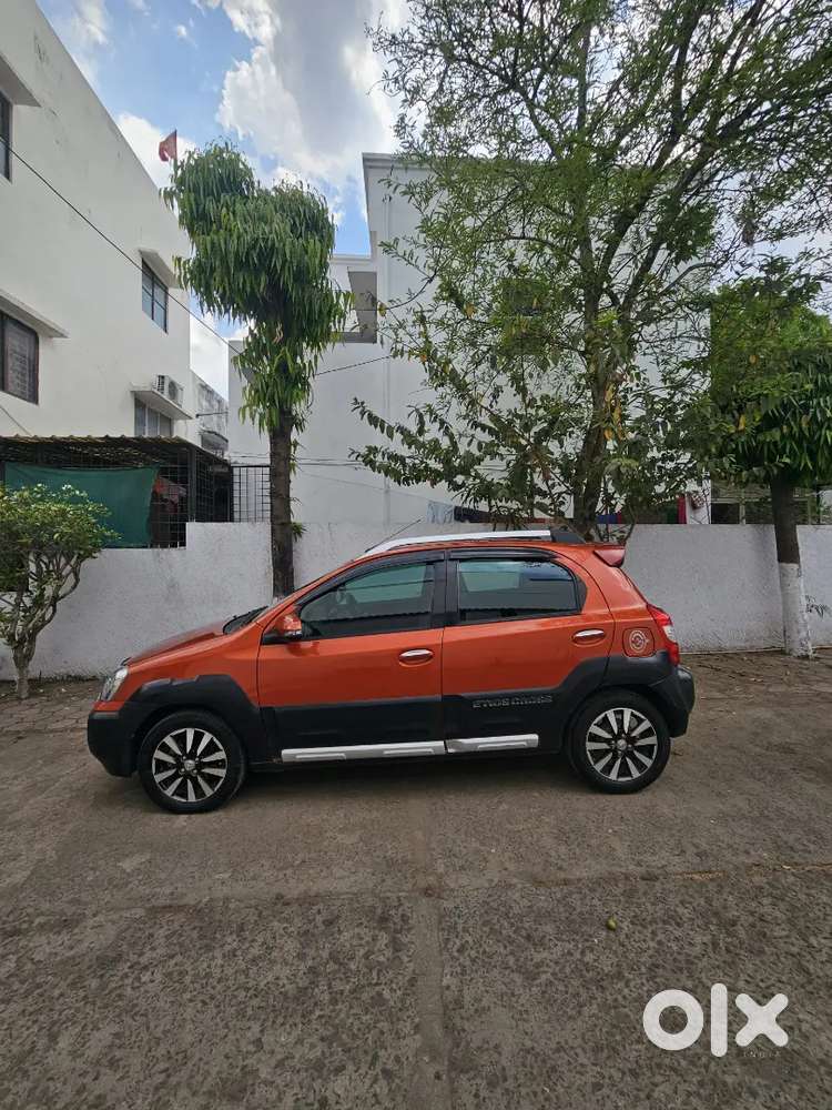 Toyota Etios Cross 2014 Diesel Well Maintained