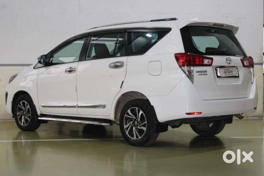 Toyota Innova Crysta [2020-ongoing] 2.4 Gx 7 Str, 2021, Diesel