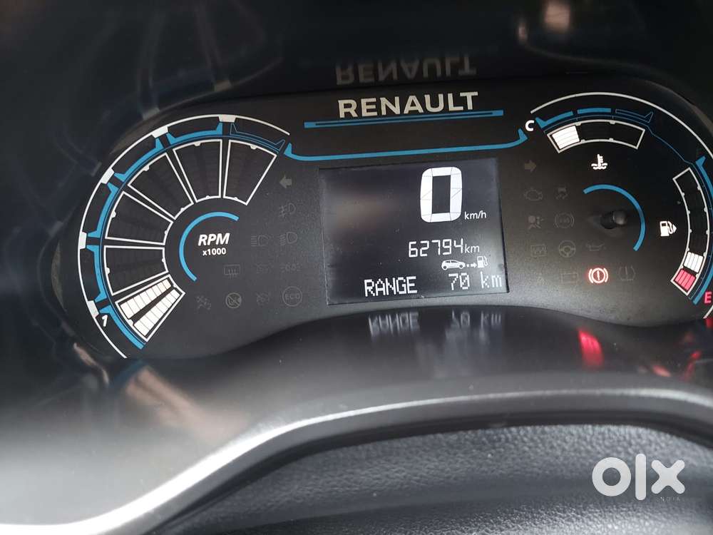 Renault Triber Rxt, 2022, Petrol
