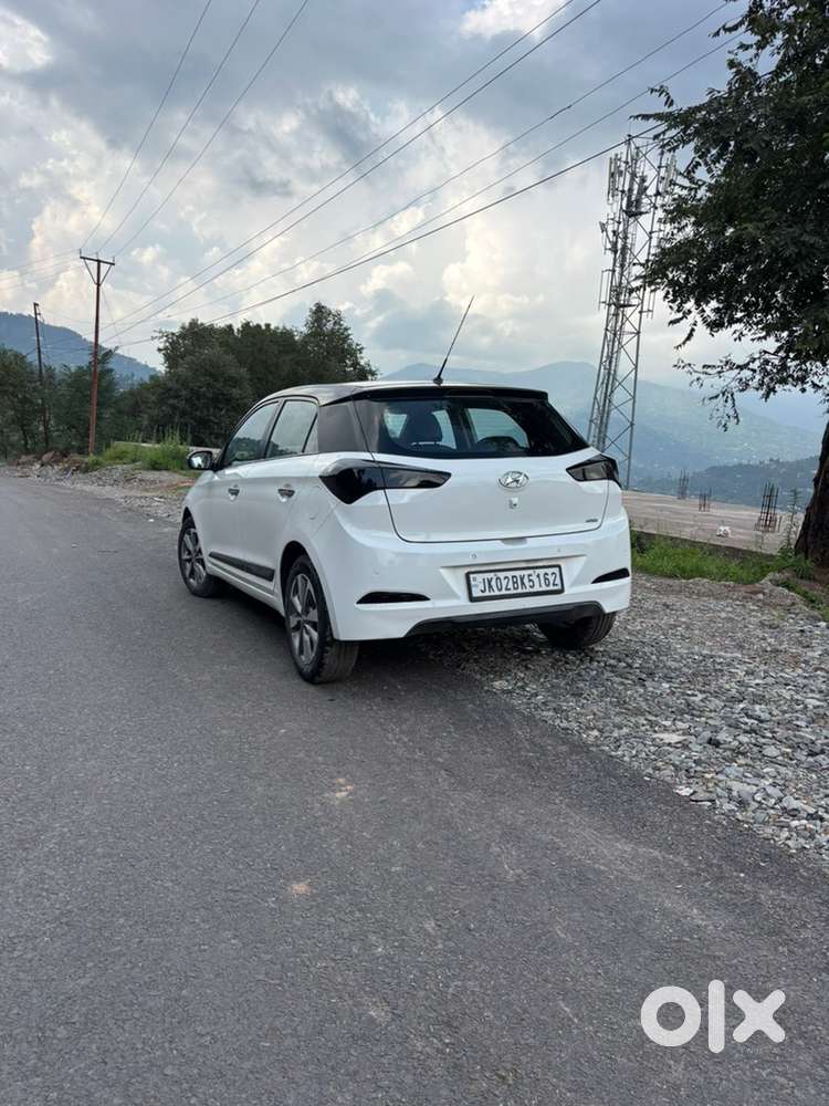 Hyundai I20 Sportz Petrol Manual 2015