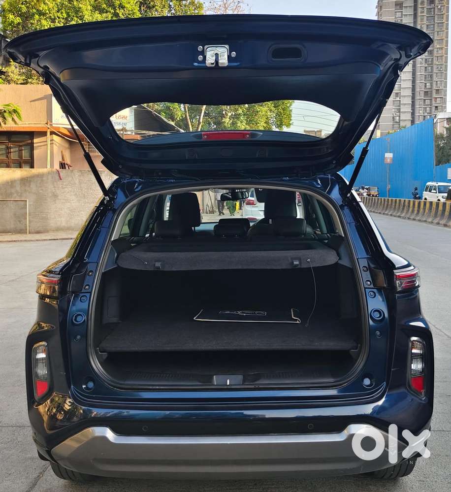 Maruti Suzuki Grand Vitara 1.5 Alpha Plus Intelligent Hybrid Ecvt, 2..