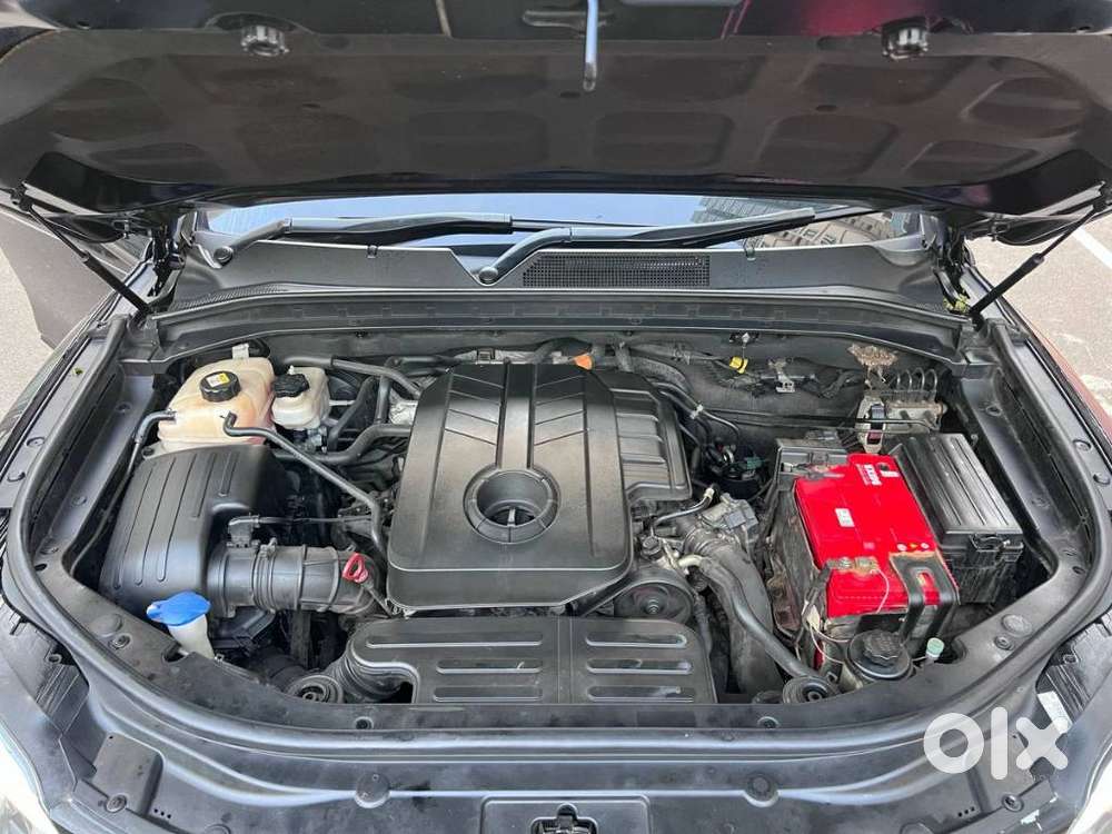 Mahindra Alturas G4 4x2 At, 2022, Diesel