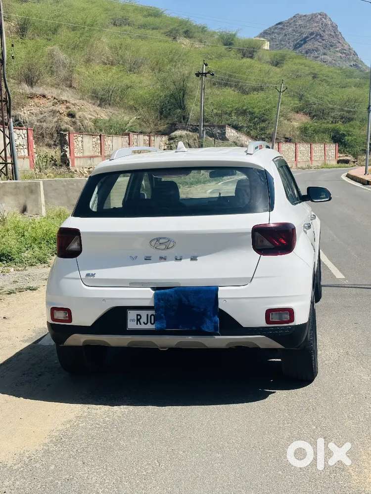 Hyundai Venue 2020 Diesel Well Maintained