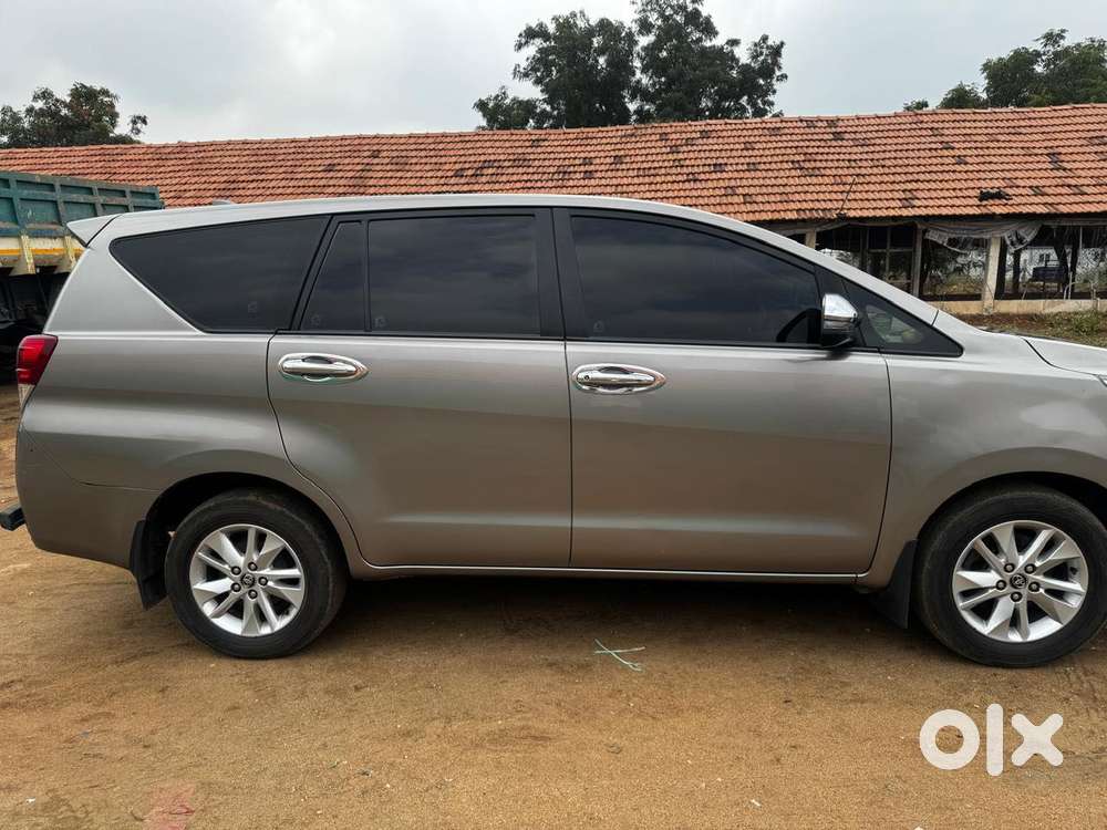 Toyota Innova Crysta 2.4 G Mt, 2019, Diesel