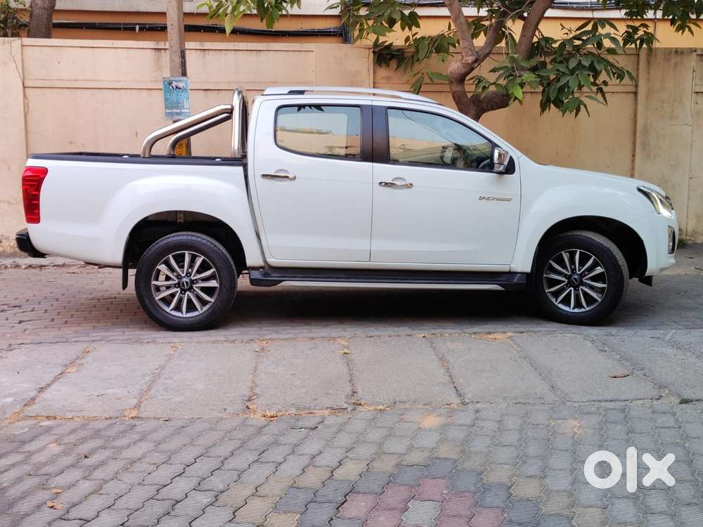Isuzu D-max V-cross Z Prestige, 2023, Diesel