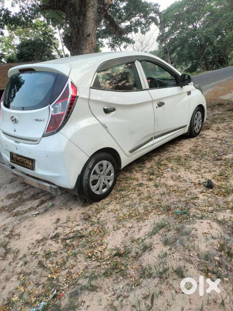 Hyundai Eon Magna +, 2017, Petrol