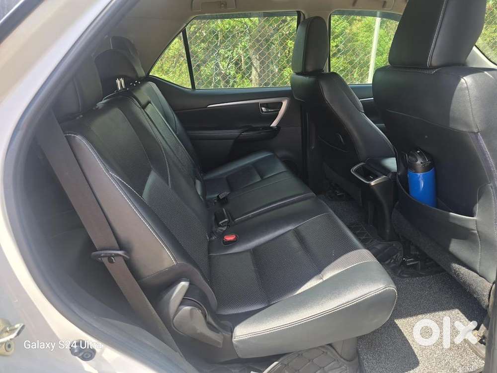 Toyota Fortuner 2023 Diesel Well Maintained