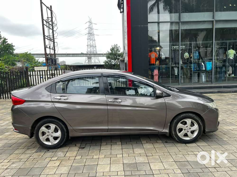 Honda City V At Sunroof I-vtec, 2015, Petrol
