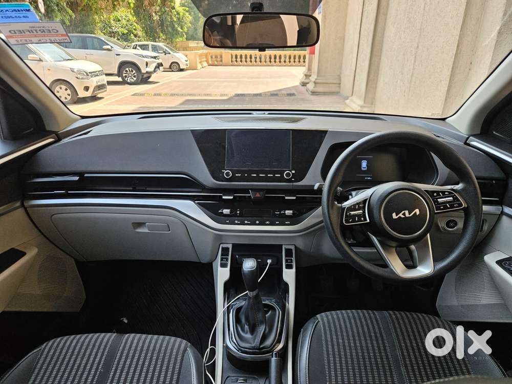 Kia Carens 1.4 Prestige Plus Turbo 7 Str, 2023, Petrol
