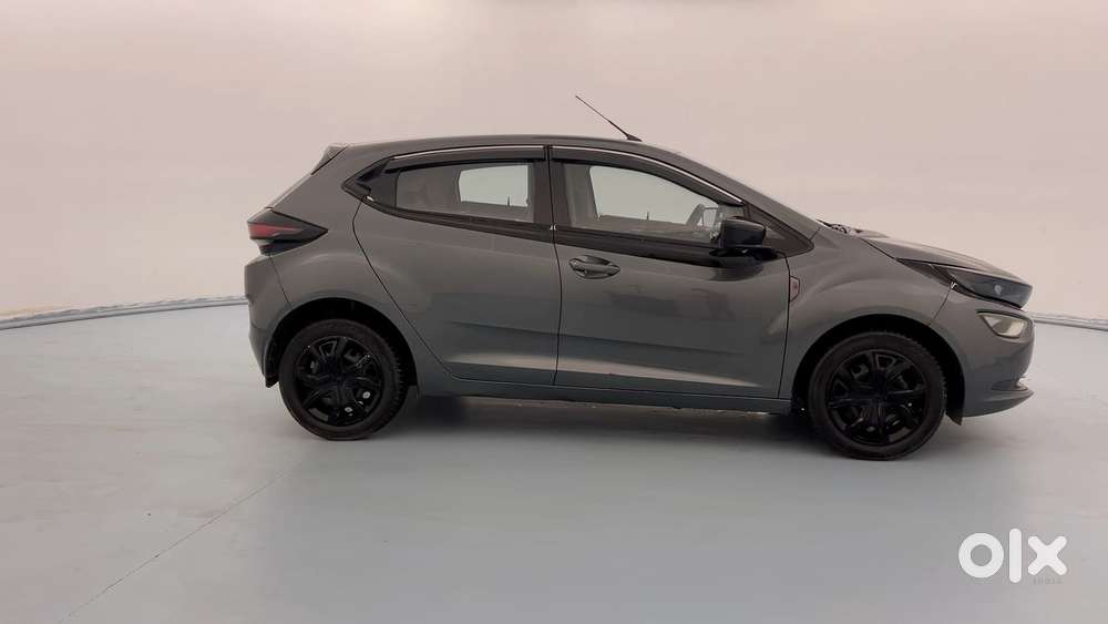 Tata Altroz 1.2 Xm Plus, 2022, Petrol